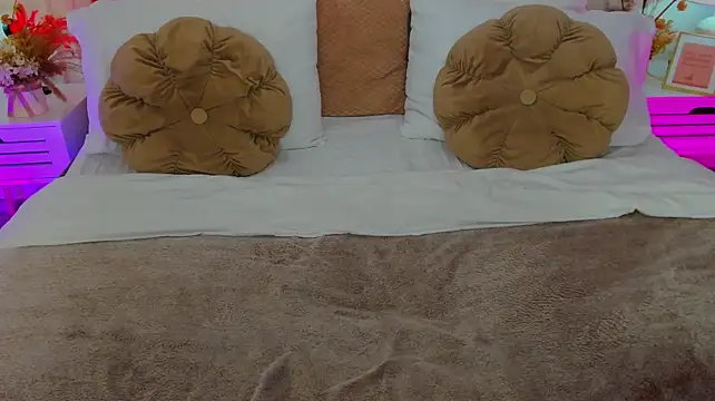 TishaSky – Naživo XXX chat