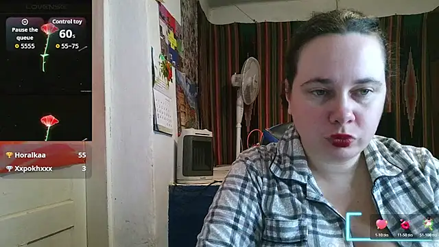 Онлайн чат XXX Cora_Maro