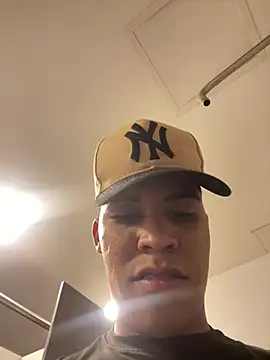 Colby_driscollのライブXXXチャット