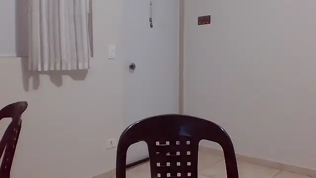 Chat +18 de machoalpha459 ao vivo