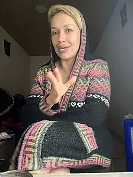MARILYNKOVANOVA Obrolan Langsung XXX