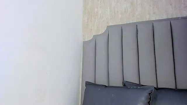 Živý XXX chat Lin_meliflua_