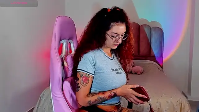 nicollsan33 élő XXX-chatje