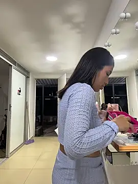 angel_cute19's Live XXX Chat