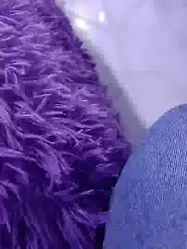 XXX chat uživo modela Nahomi-lov