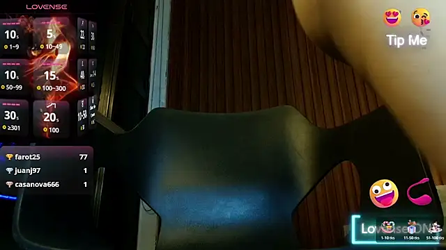 צ'אט XXX בשידור חי של NatashaMason_