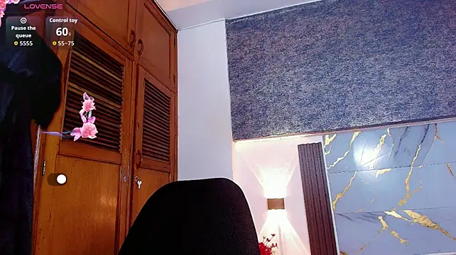 Skyee_angel's Live XXX Chat