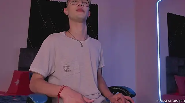 Chat XXX ao vivo de Alexxus_Smith
