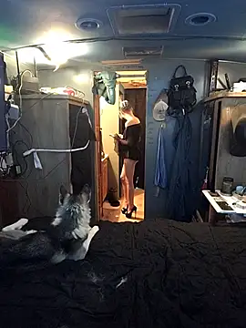 LunikaCorpse666's Live XXX Chat