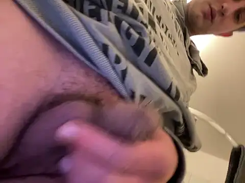 Show modela boytwink7 na web-kameri