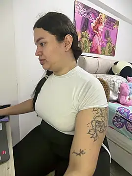Chat +18 de GemaGranadoss ao vivo