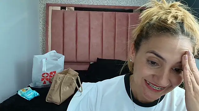 Megan__Hot___ – Live XXX-chat