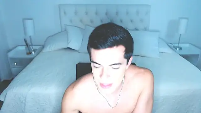 Chatroom XXX en direct de mr_hunterx
