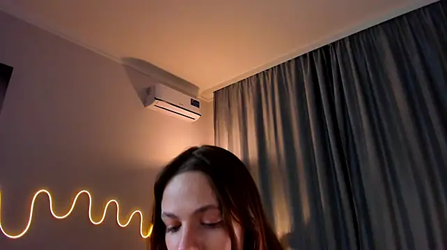 Онлайн чат XXX Alice_Liddelll
