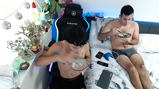 Kevinjchan1: απευθείας συνομιλία ΧΧΧ