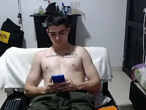 Czat XXX na żywo – Zac_Efront