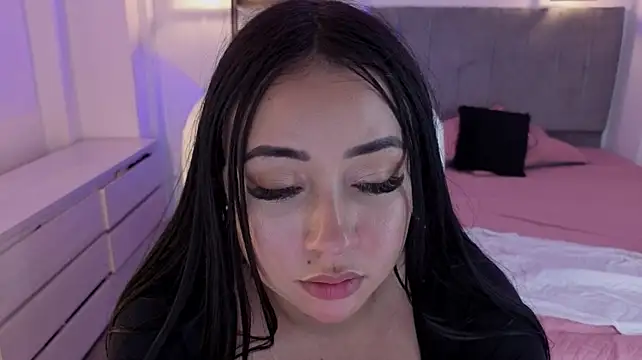 Chat +18 de iam_sofiia ao vivo
