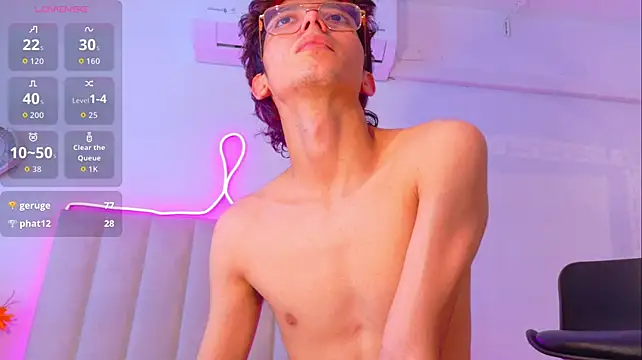 Twink_Sebas7 Chat XXX in diretta