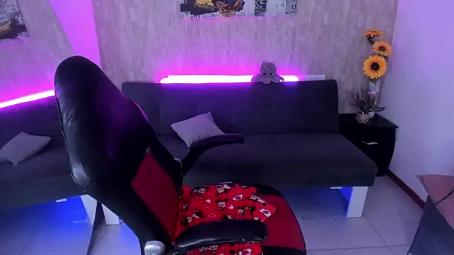 anna_moon11's Live XXX Chat