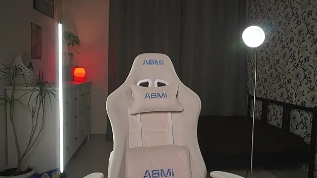 PixieMeow_'s Live XXX Chat