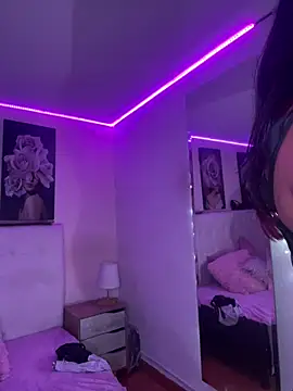 Chat +18 de SamathaMay ao vivo