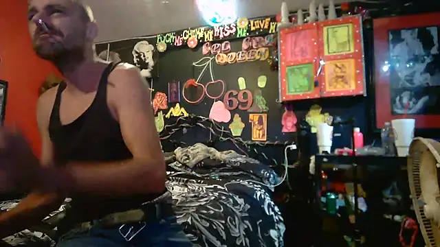 DaddyAndSplashQueen লাইভ XXX চ্যাট