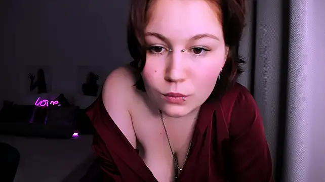 MiaLacrice Chat XXX live