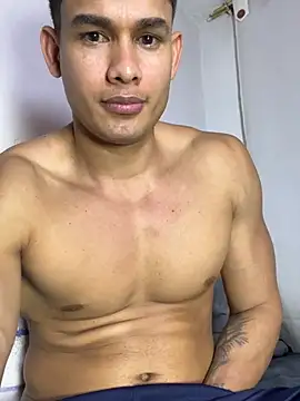 Logan_strangee Webcam show