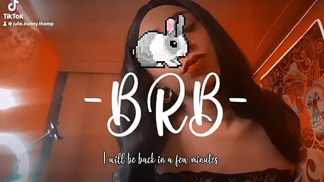 Show modela Littlebunny21 na web-kameri