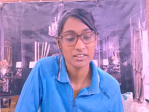 Chat XXX en directo de IndianRebel4u2Luv
