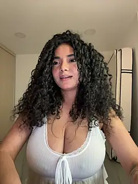Chat XXX en directo de Curlyierr