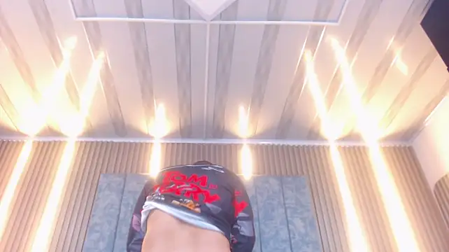 GroupNoLimits 라이브 XXX 채팅