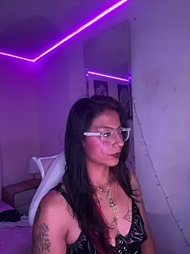 SamathaMay Chat XXX live