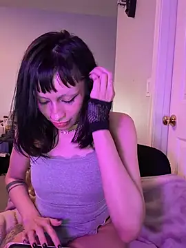 XXX chat uživo modela Gothbabbi