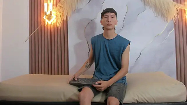Sammy_OS – Live XXX-chat