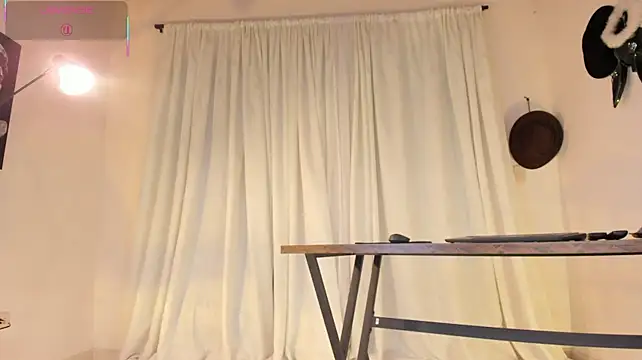 عرض كام ArchieCollins