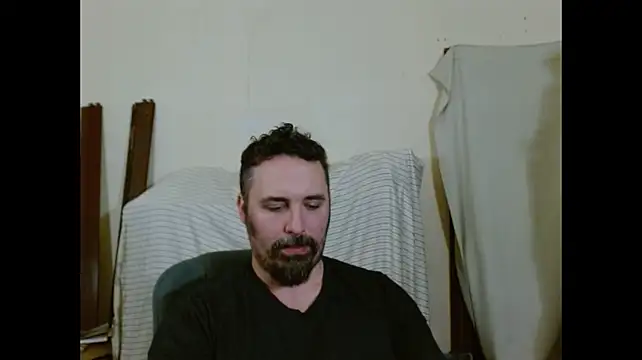 Metalstud Show in webcam