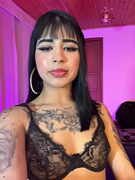 -Brittanny Adlı Modelin Canlı XXX Sohbeti