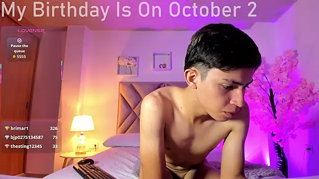 Chat XXX en directo de Baby_noahtt