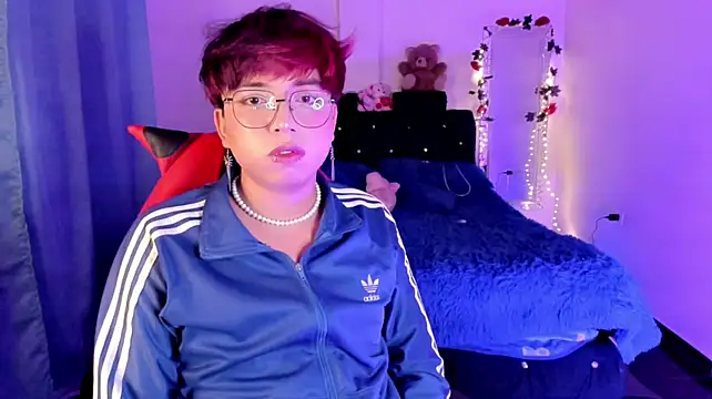 AnggelONfiree Adlı Modelin Canlı XXX Sohbeti