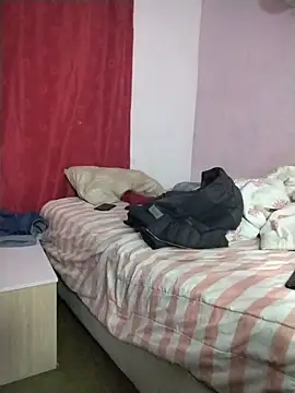 BadboyX333 XXX чат на живо