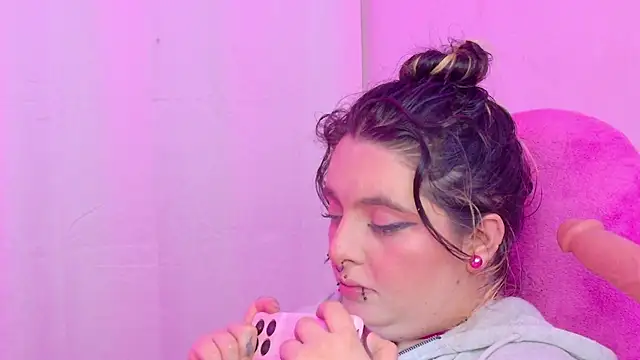 צ'אט XXX בשידור חי של Sachi_Meow