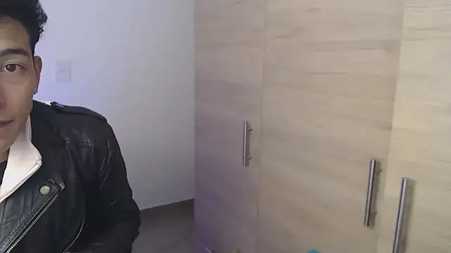 chomelo6: απευθείας συνομιλία ΧΧΧ