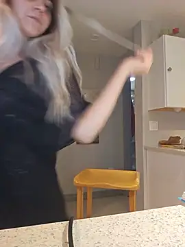 ScarletsWeb: απευθείας συνομιλία ΧΧΧ