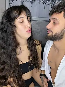 Lovleymili Show in webcam