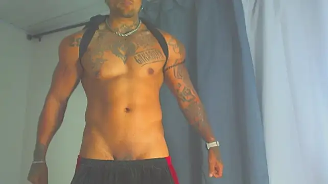 ragnar0825 Live XXX-chat