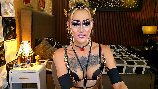 HorseCockDivine – Live XXX-chat