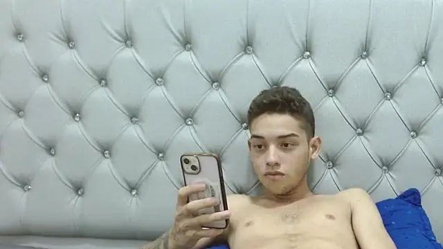 Živý XXX chat Nico_Sterling
