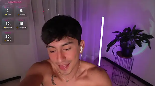 Chat XXX Live sweettaaron01