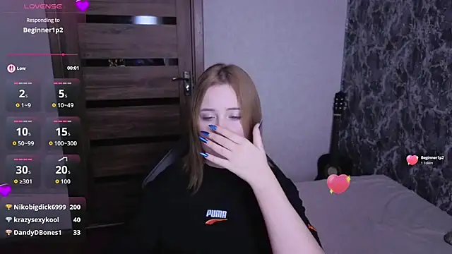 Kristy-Max 现场XXX聊天